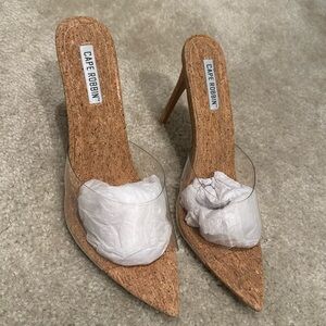 Cork screw sandal